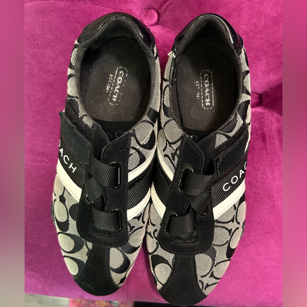 Coach sneakers 8.5 like new